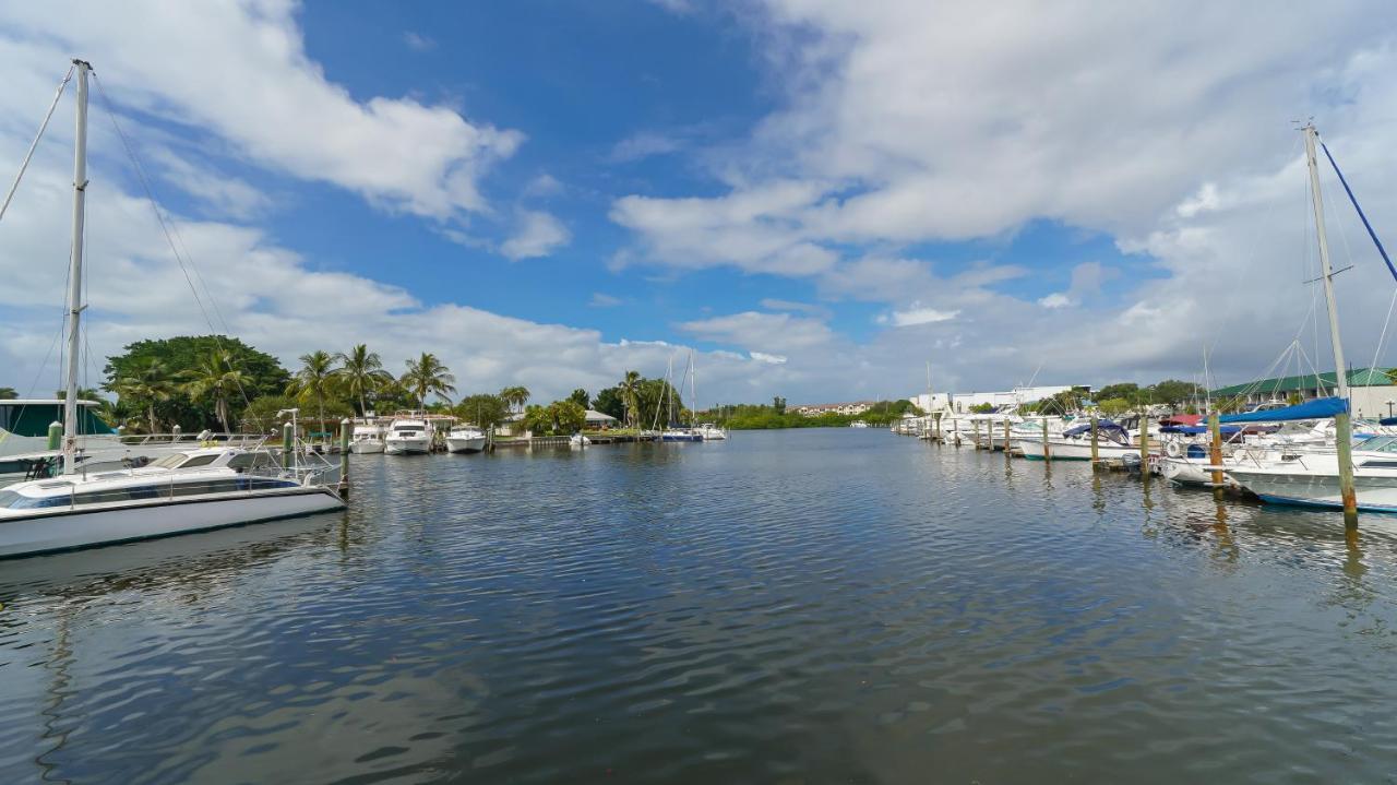 Waterfront Room, Heated Pool, Tiki Bar & Grill South Bradenton Exteriér fotografie
